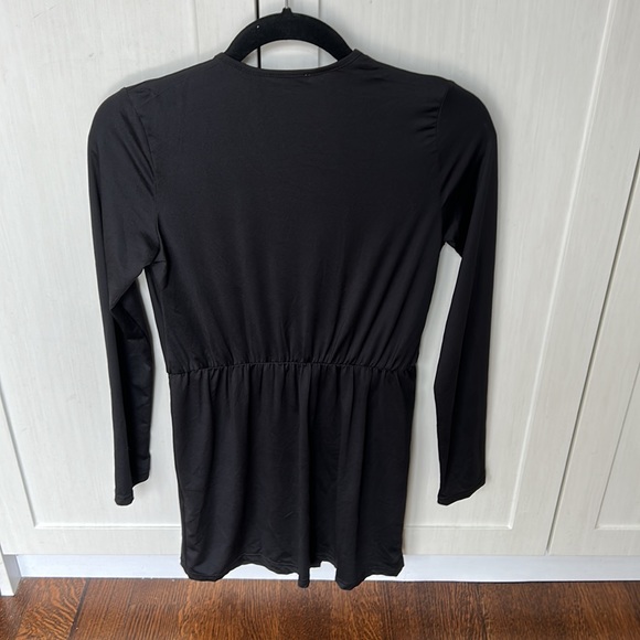 Small Wrap Dress - Picture 3 of 3